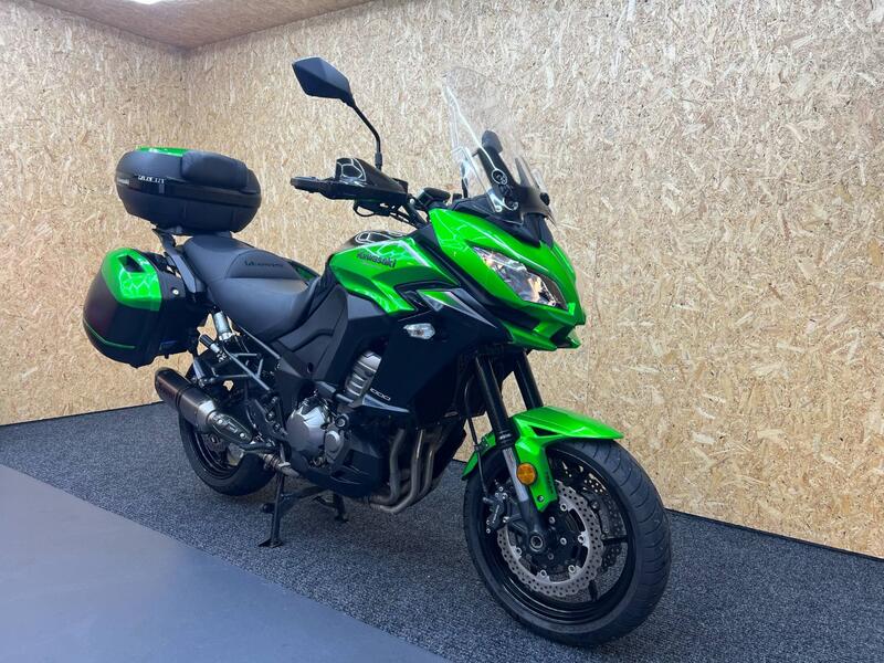 KAWASAKI Versys 1000