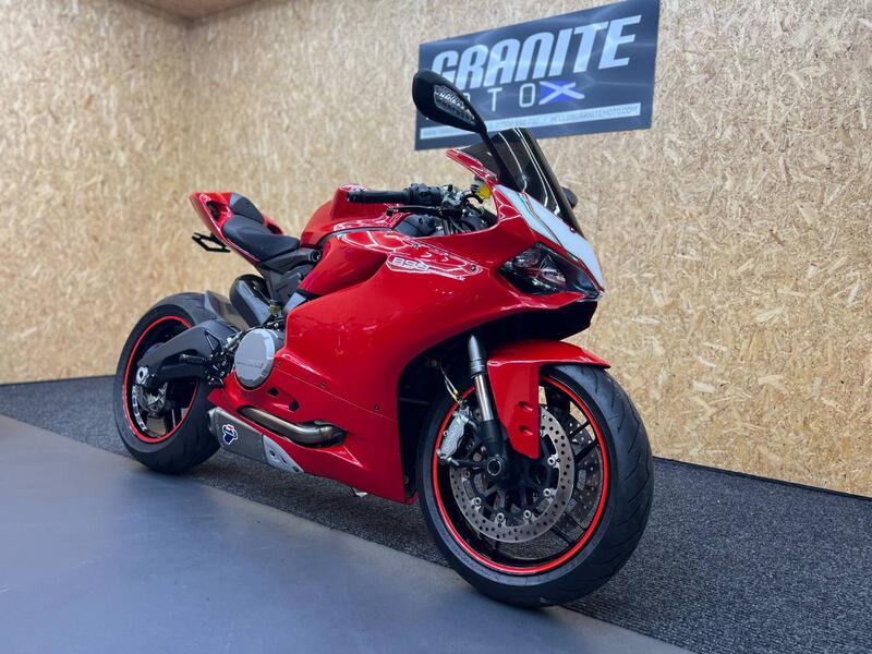 DUCATI 899 Panigale