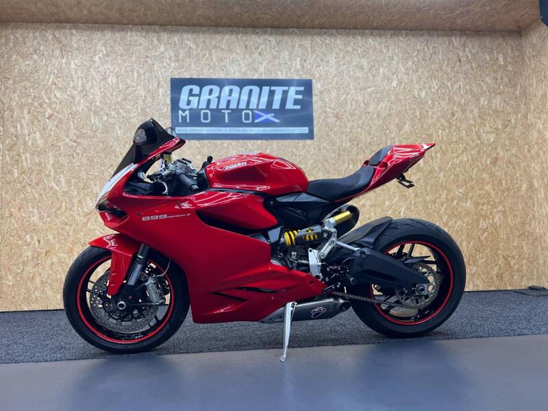 DUCATI 899 Panigale