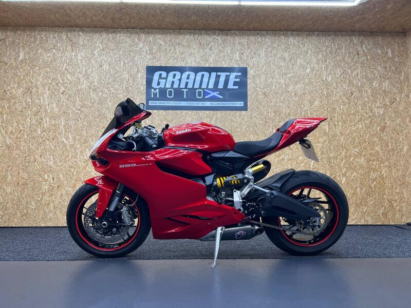 DUCATI 899 Panigale