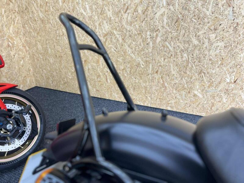 HARLEY-DAVIDSON Sportster