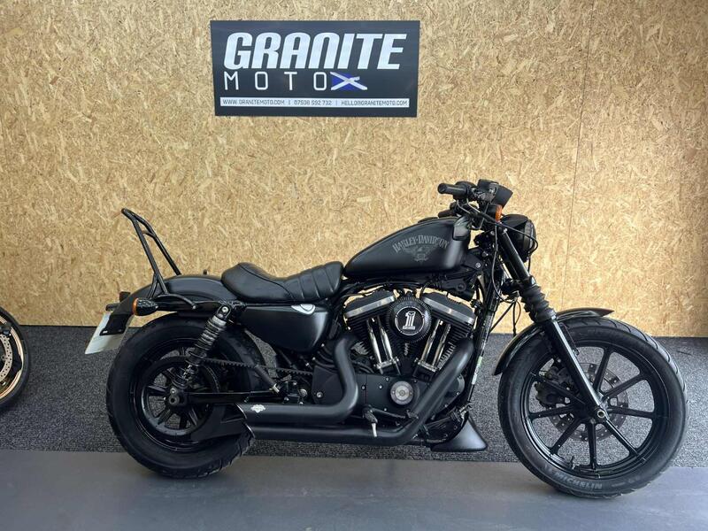 HARLEY-DAVIDSON Sportster