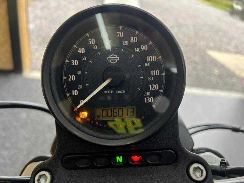 HARLEY-DAVIDSON Sportster
