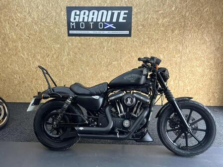 HARLEY-DAVIDSON Sportster XL883N Iron 883