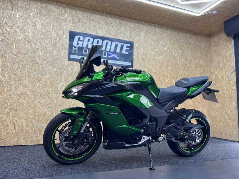 KAWASAKI NINJA 1000SX