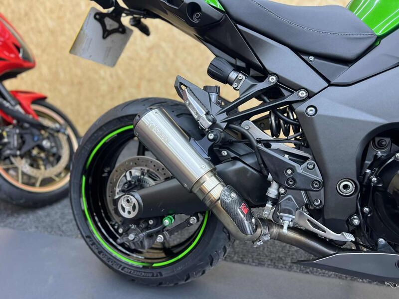 KAWASAKI NINJA 1000SX
