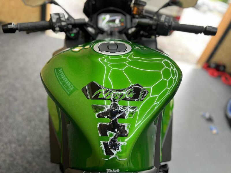 KAWASAKI NINJA 1000SX