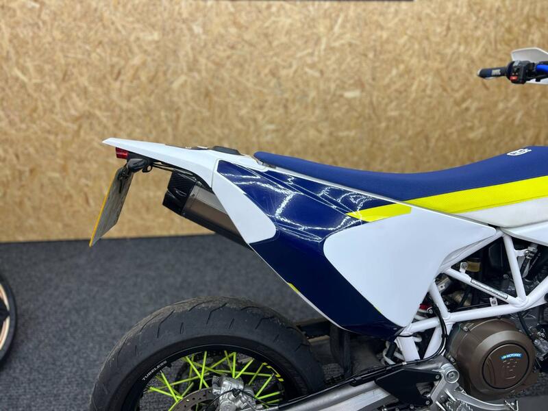 HUSQVARNA 701