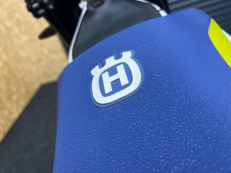 HUSQVARNA 701