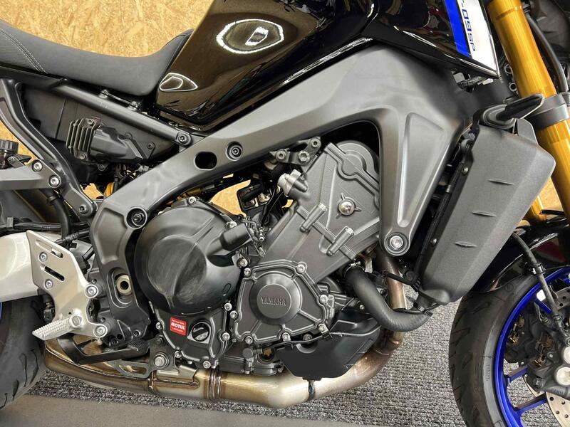 YAMAHA MT-09