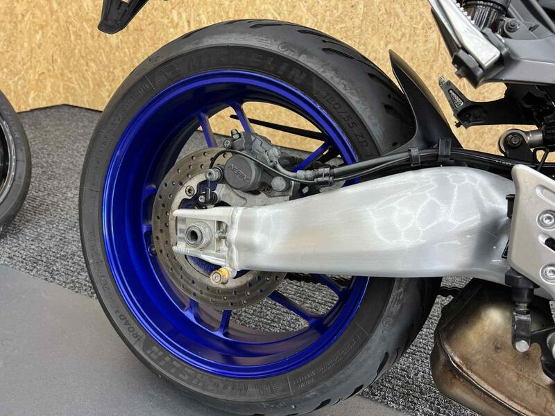 YAMAHA MT-09