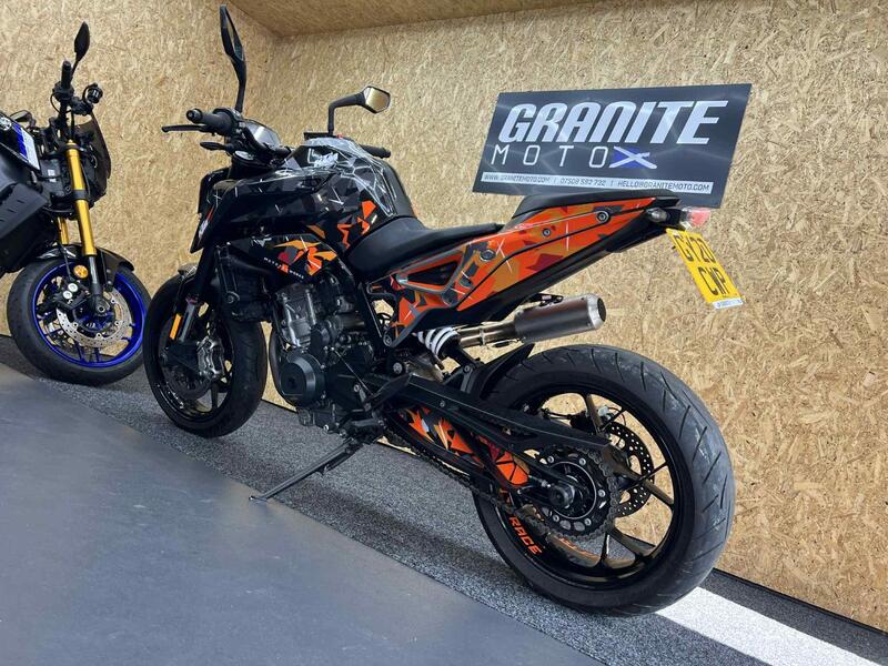 KTM 790 DUKE