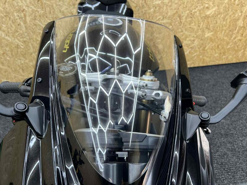 TRIUMPH DAYTONA 675