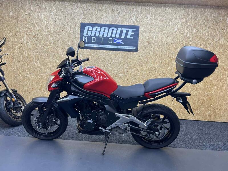 KAWASAKI ER-6N