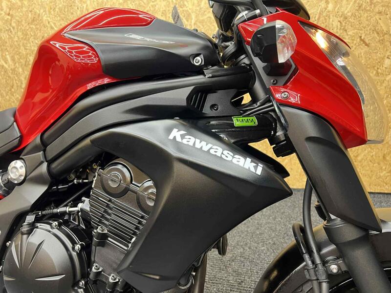 KAWASAKI ER-6N