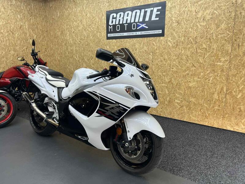 SUZUKI GSX1300R Hayabusa