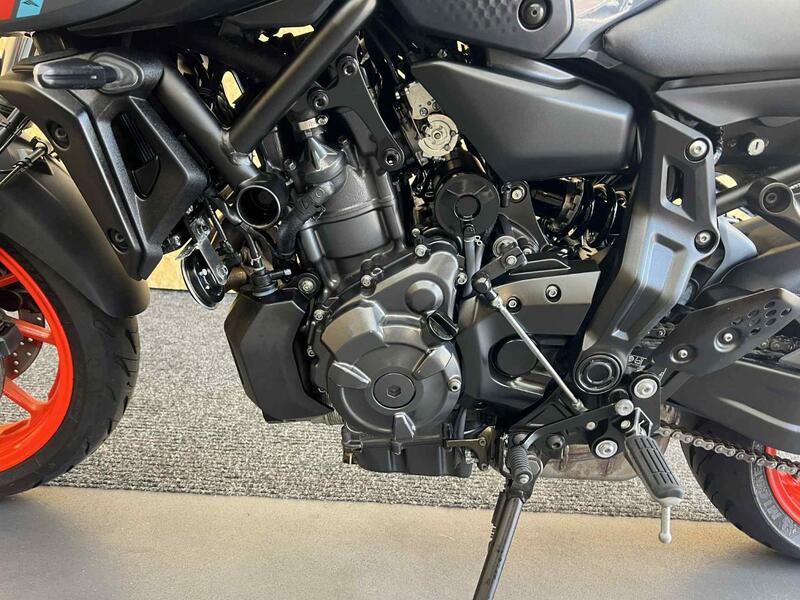 YAMAHA MT-07