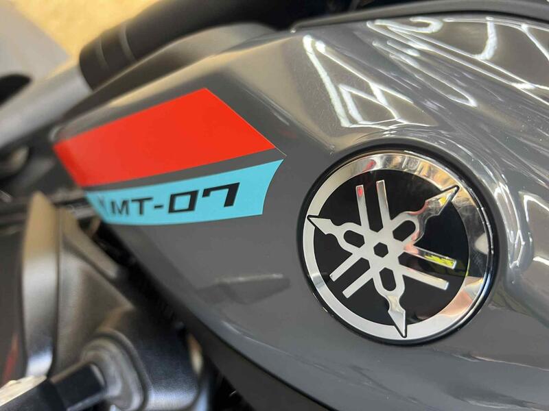 YAMAHA MT-07