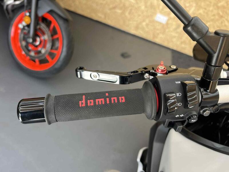 YAMAHA MT-09