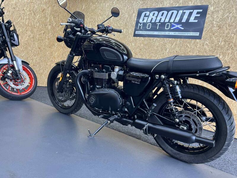 TRIUMPH BONNEVILLE T120