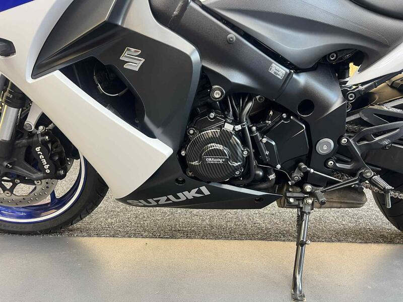SUZUKI GSX-S1000F