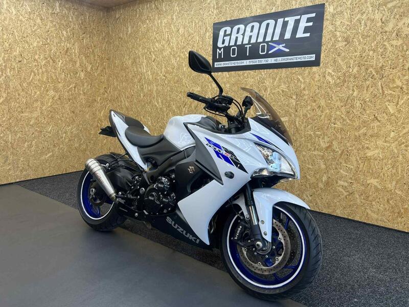 SUZUKI GSX-S1000F