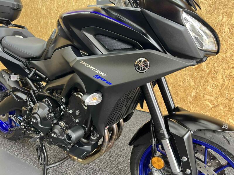 YAMAHA Tracer 900