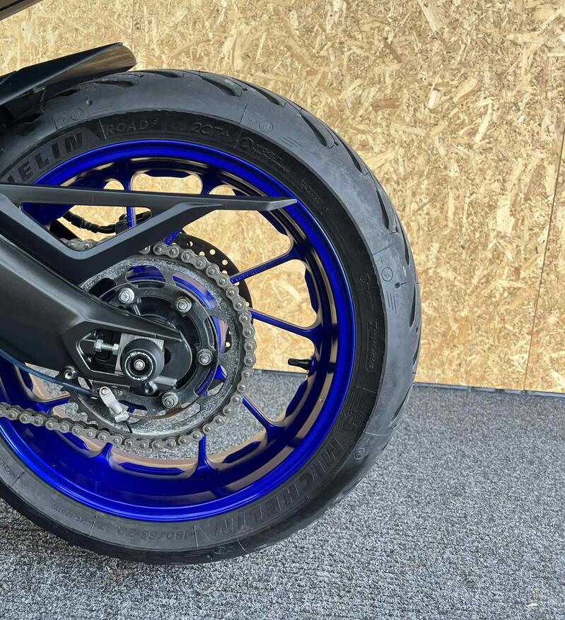 YAMAHA Tracer 900