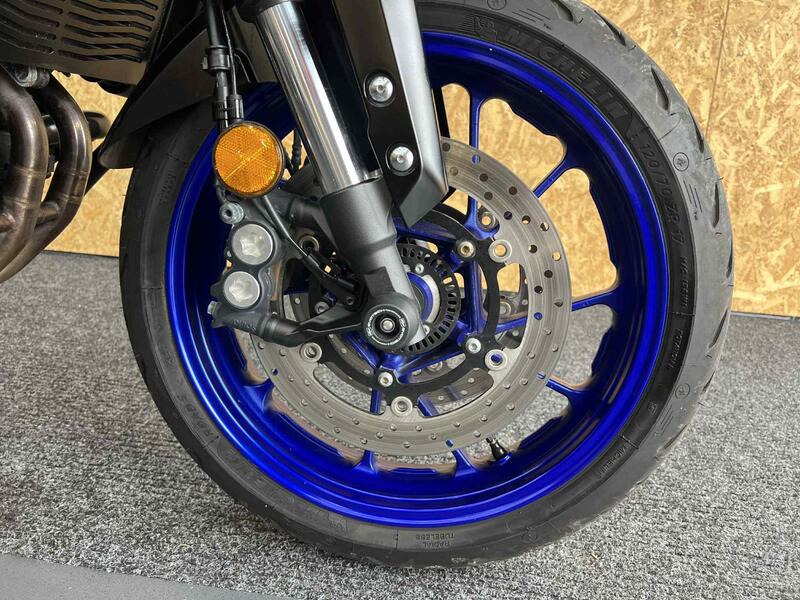 YAMAHA Tracer 900