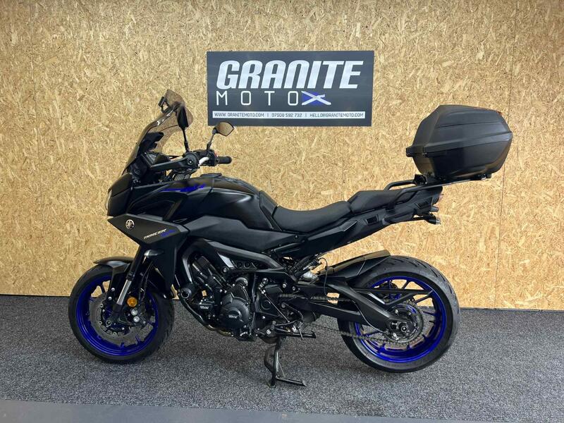 YAMAHA Tracer 900