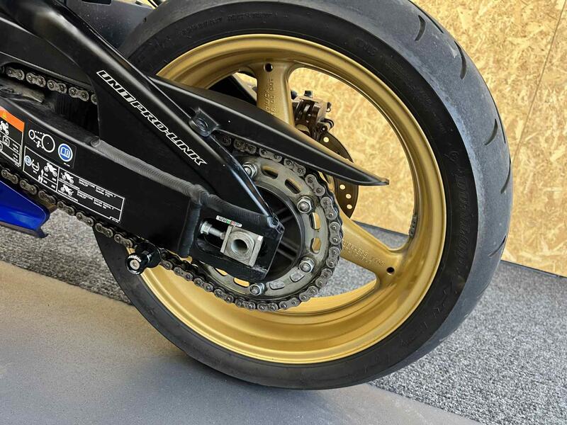 HONDA CBR1000RR Fireblade