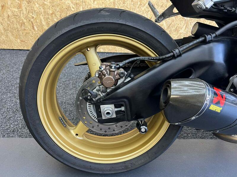 HONDA CBR1000RR Fireblade