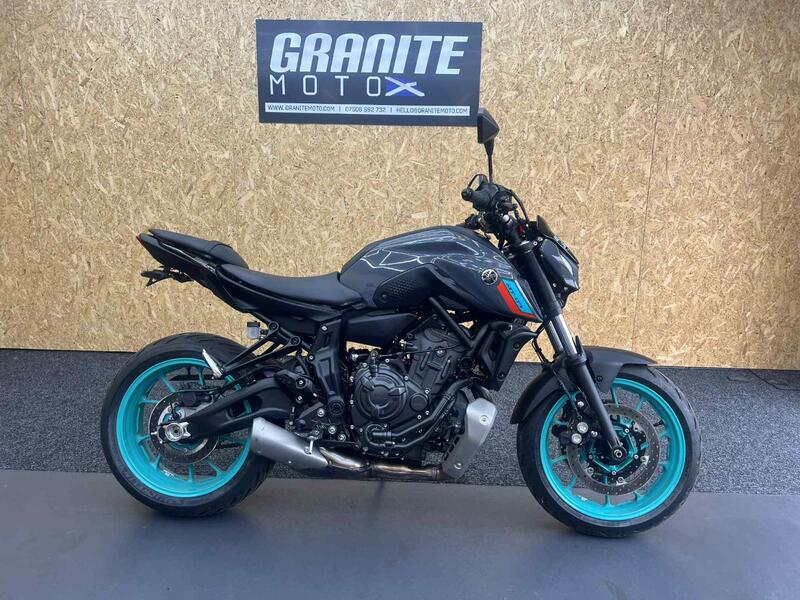 YAMAHA MT-07