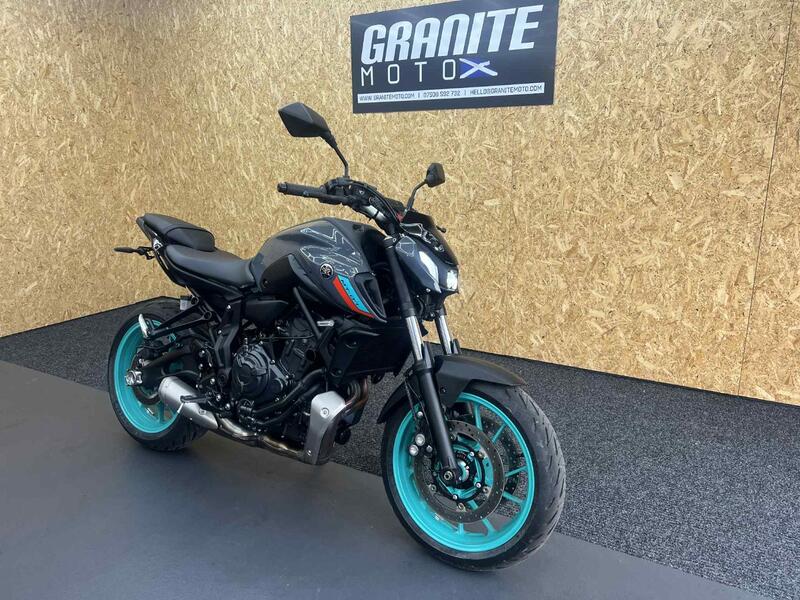 YAMAHA MT-07