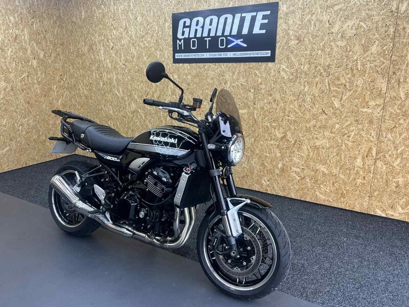 KAWASAKI Z900