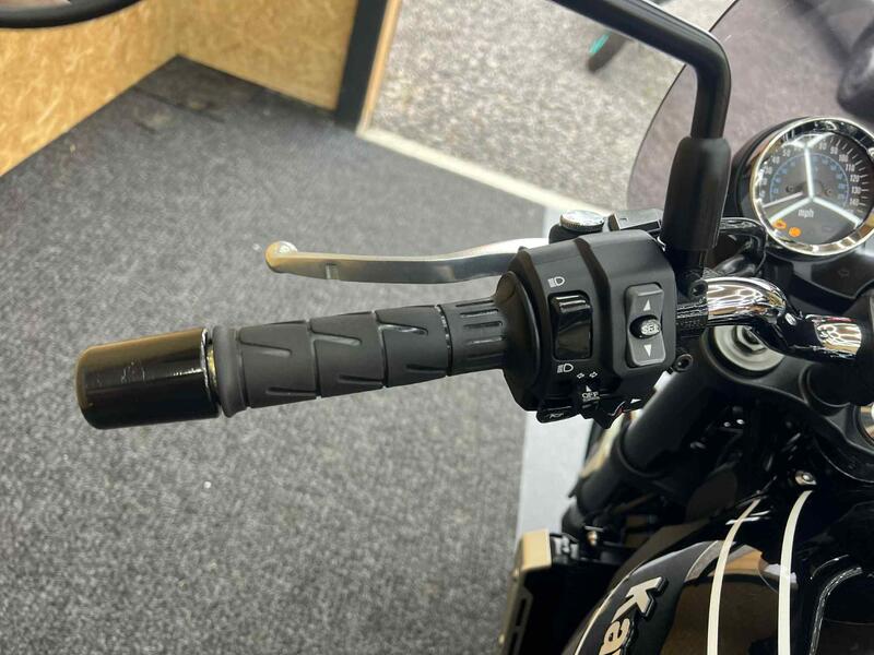 KAWASAKI Z900