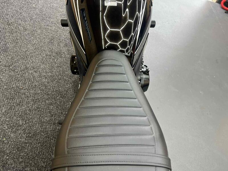 KAWASAKI Z900