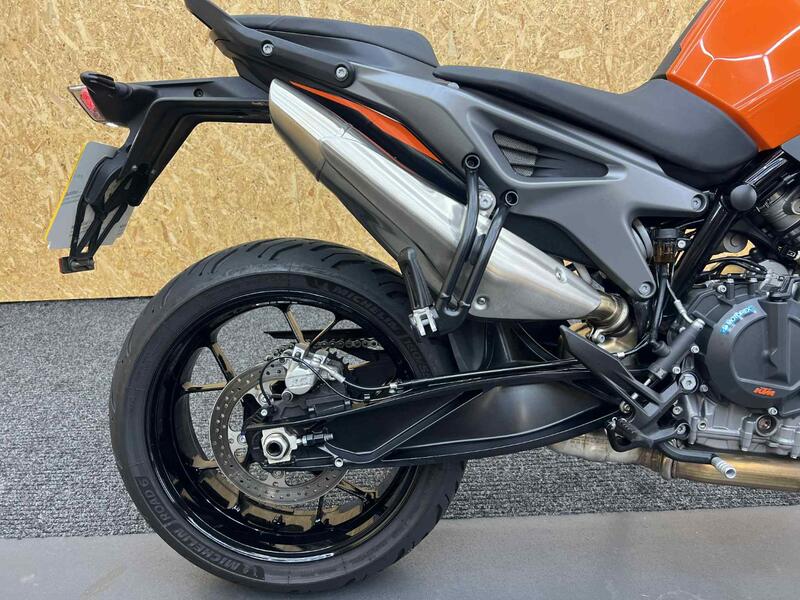 KTM 790 DUKE