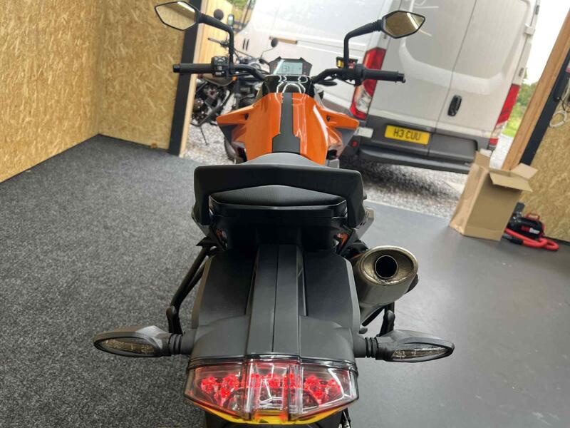 KTM 790 DUKE