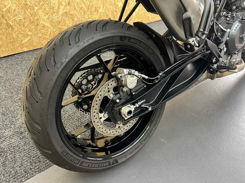 KTM 790 DUKE