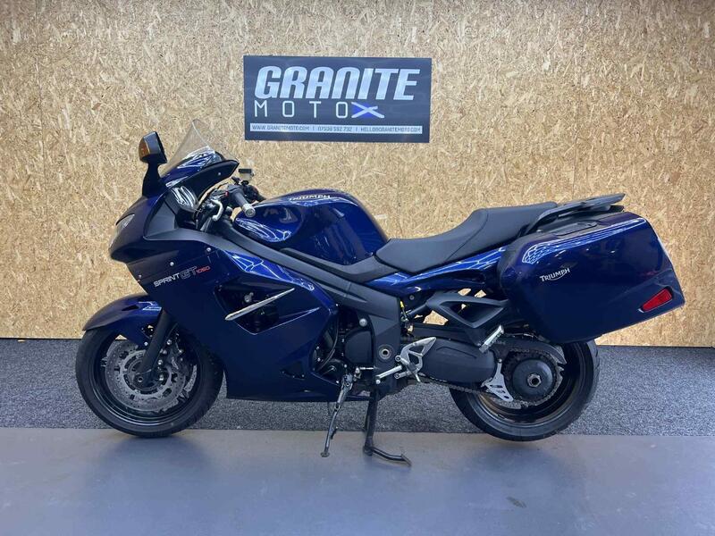 TRIUMPH SPRINT GT 1050