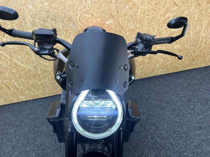HONDA CB1000R