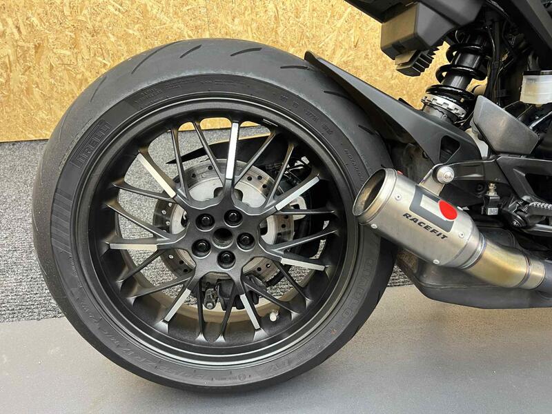 HONDA CB1000R