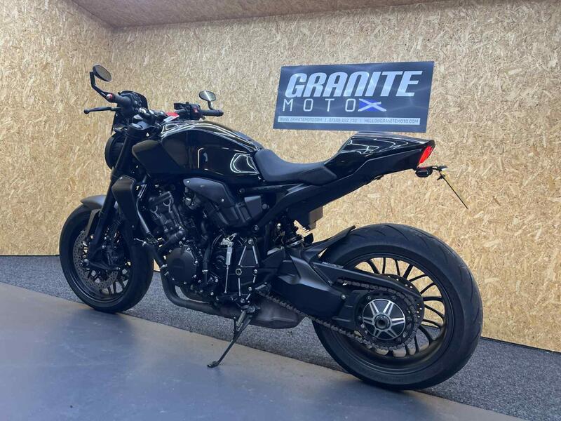 HONDA CB1000R