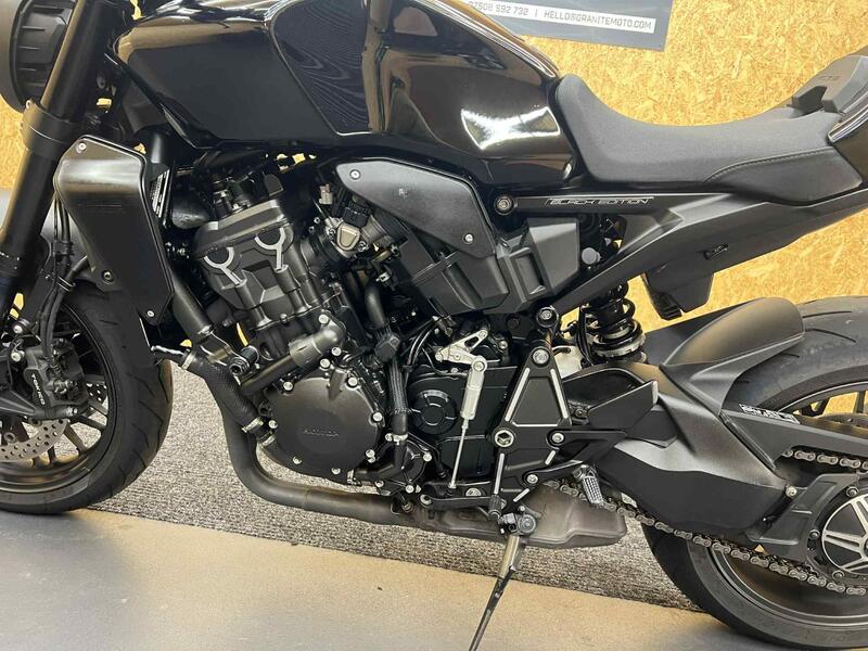 HONDA CB1000R