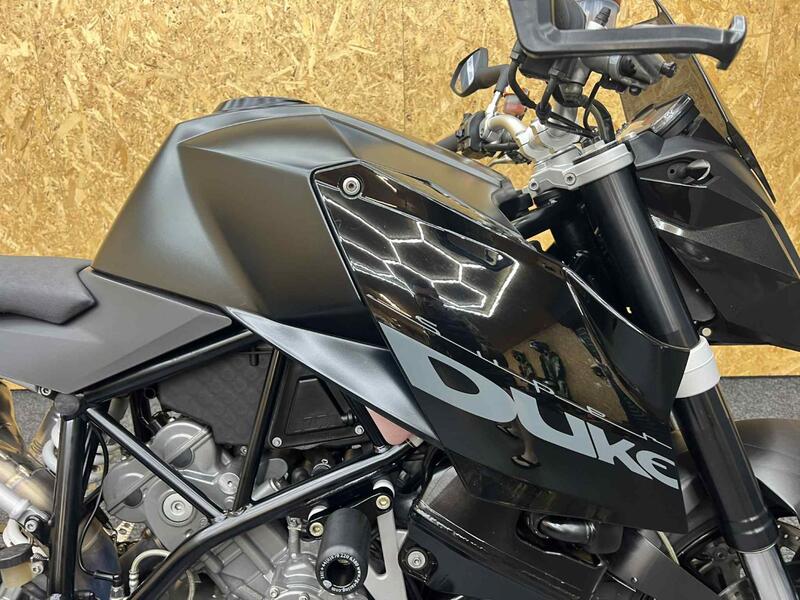 KTM 990 SUPER DUKE