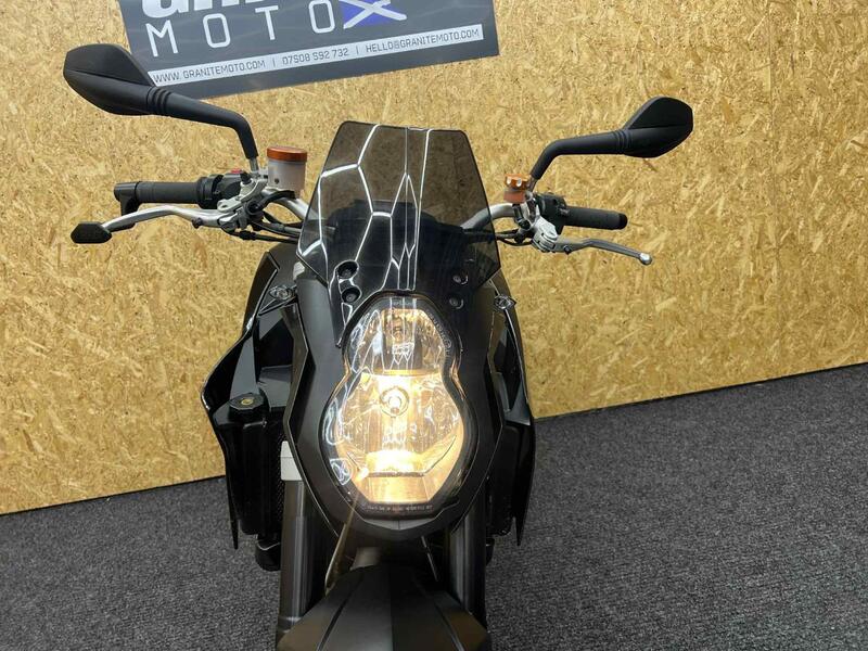 KTM 990 SUPER DUKE